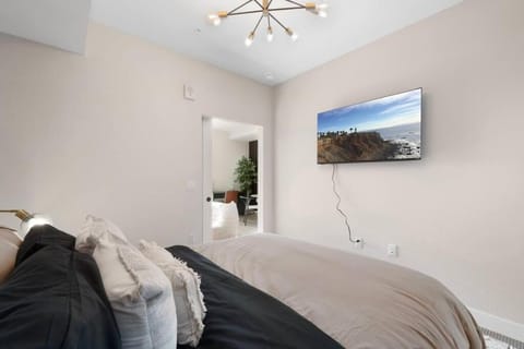 Irvine Luxury & Modern Home Copropriété in Costa Mesa