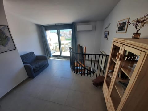 APARTAMENT CASA MONTROIG Apartment in Segrià