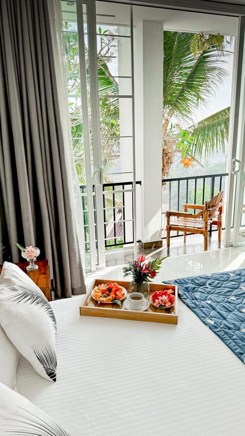 Day, Balcony/Terrace, Lake view, Breakfast, room service, towels