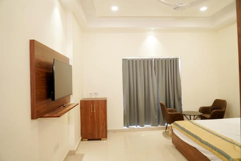 MBS BANQUETS Farm Stay in Punjab, India