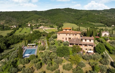 3 Bedroom Beautiful Home In Arezzo House in Arezzo