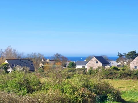 Cosy /Calme /Accueil chaleureux House in Plougonvelin