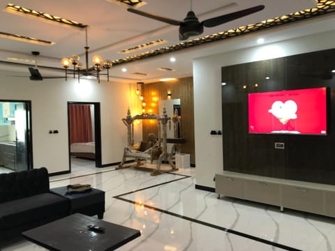 Luxurious kashmir house near Islamabad airport Apartamento in Islamabad