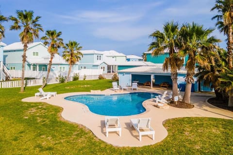 Beachside Bliss - Beach Gear Credit Included! House in Port Aransas