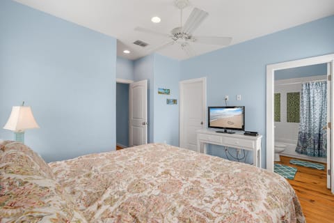 BeachView 54- Pet Friendly! Rooftop Deck with Ocean Views! Casa in Port Aransas