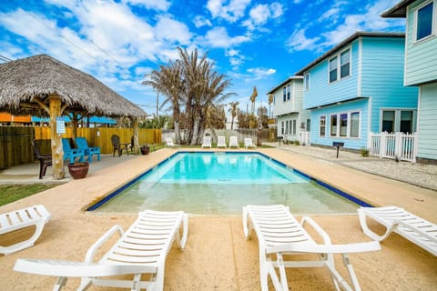 Another Day in Paradise - Beach Gear Credit Included! House in Port Aransas