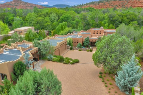 Sedona Cathedral Shangri-La Nature, Walk To Iconic Cathedral Rock & Swim From The Porch! Maison in Sedona