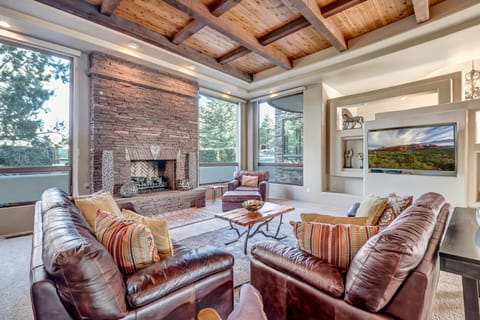 Luxury Sedona Retreat with Scenic Red Rock Views! House in Village of Oak Creek