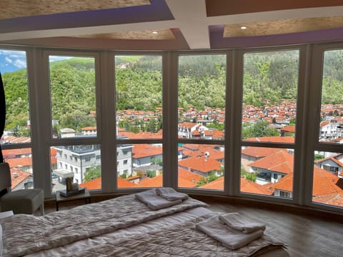 Bed, View (from property/room), Balcony/Terrace, Photo of the whole room, Bedroom, towels