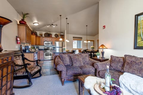 Enjoy Luxury Community Amenities, Central Location & Outdoor Recreation! Park City Bear Hollow 1406 House in Summit Park