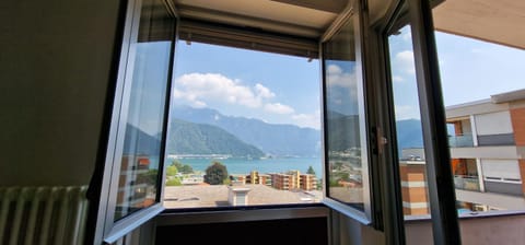 Melide Apartment LakeView close to Swissminiatur Apartment in Lugano