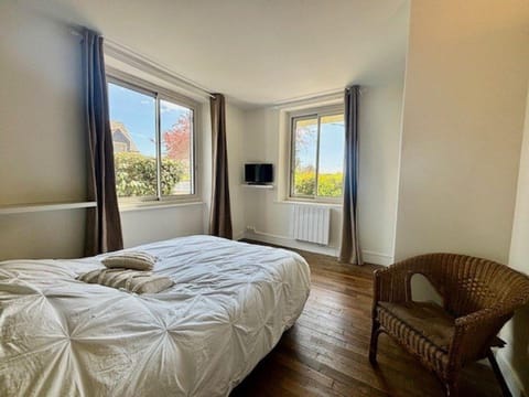 Appartement T5 lumineux avec jardin privé et terrasse, proche plage - 8 pers. - FR-1-478-282 Apartment in Quiberon