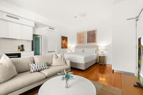 Inner-West Studio in a Perfect Location Condo in Marrickville