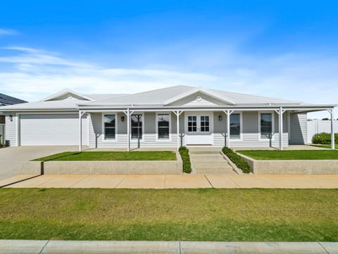 Hampton Retreat House in Yarrawonga