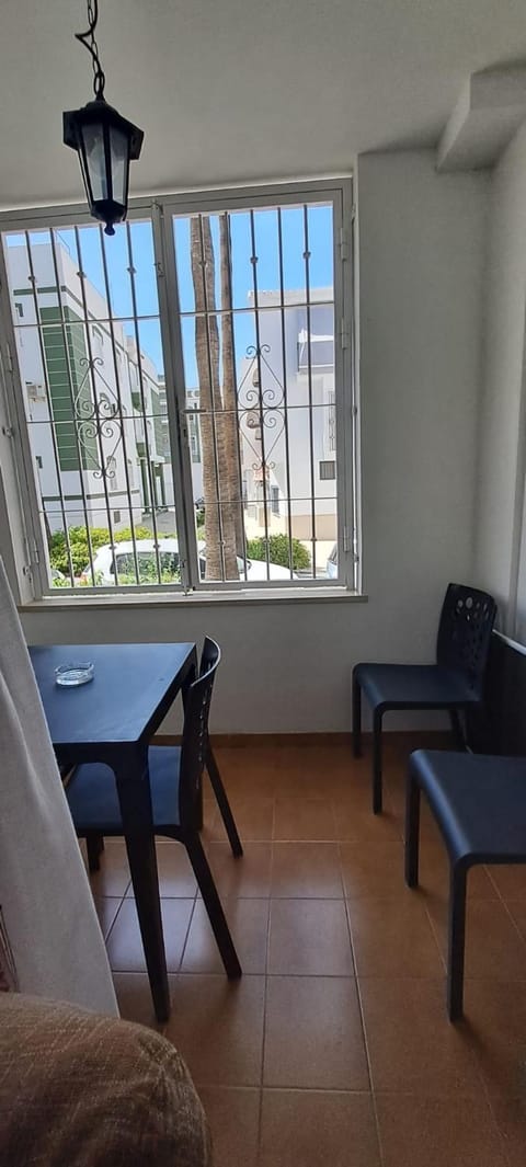 Apartamento céntrico Con todos los servicios Apartment in Salobreña