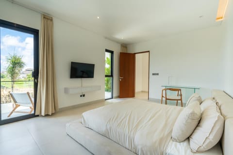 Luxe 3BR Villa at Pererenan beach Villa in North Kuta