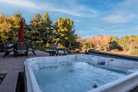 Sedona Diamond Sky with Amazing Views House in Village of Oak Creek