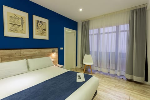 Casual Blue Bed and Breakfast in Bilbao