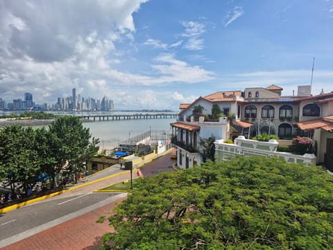 Neighbourhood, City view, Sea view