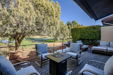 Sedona Golf Lookout Overlooks Golf Course, Spacious, Deck, Community Tennis,Pool & Hot Tub! House in Village of Oak Creek