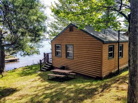 Minocqua Shores Cabin #2 Maison in Minocqua