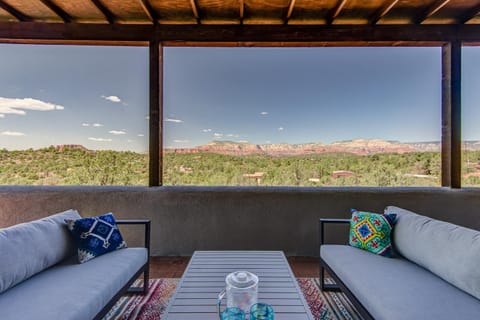 Sedona Top Notch is a Luxury Home with Amazing Views in a Great Location! House in Sedona