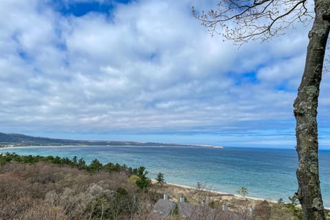 Loggers Run 23/24 Apartment in Sleeping Bear Dunes