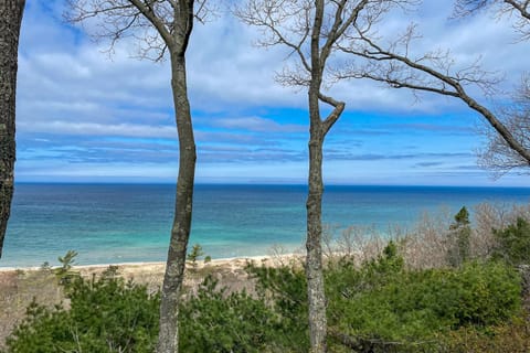 Loggers Run 23/24 Apartment in Sleeping Bear Dunes