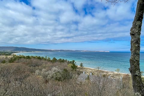 Loggers Run 23/24 Apartment in Sleeping Bear Dunes