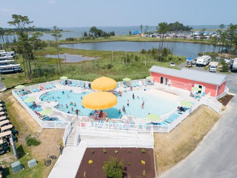 Sun Outdoors Rehoboth Bay House in Massey Landing