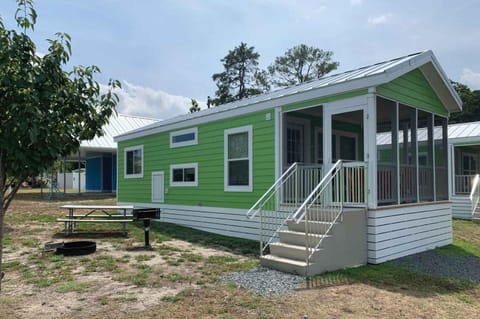 Sun Outdoors Rehoboth Bay House in Massey Landing