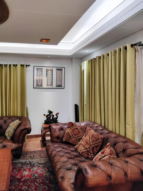 5Bedroom Luxury Duplex (Penthouse) @ Dhanmondi Apartment in Dhaka