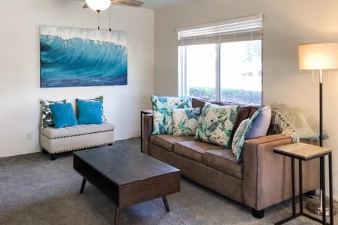 Ocean Waves House in Pompano Beach