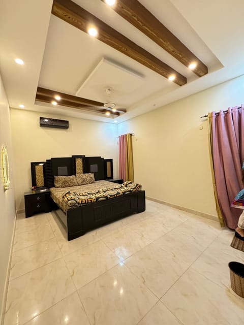 Exclusive Homes 2 Bed in DHA, Karachi Villa in Karachi