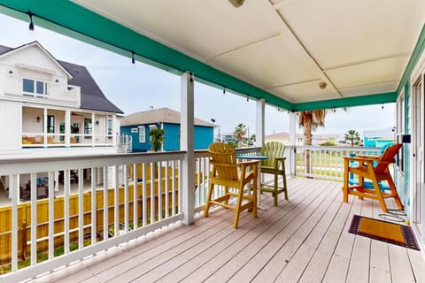 Colors of the Coast House in Rockport