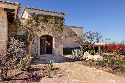 5-BR Golf Villa With Transportation Included Villa in Baja California Sur