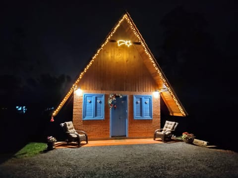 Chalé Bienen Garten Chalet in Pomerode