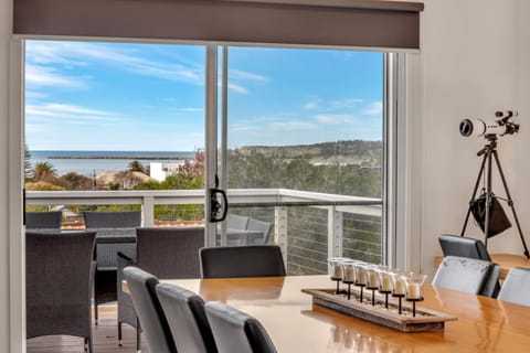 Modern Elegance 27 Breckan Ave Victor Harbor House in Victor Harbor