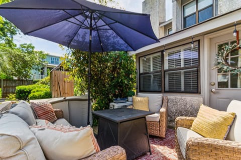 Property building, Patio, Day, Seating area