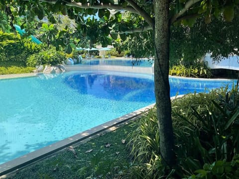 Ma Roberta - Tambuli Resort Studio Type with fast Wifi 16 Floor Apartment in Lapu-Lapu City