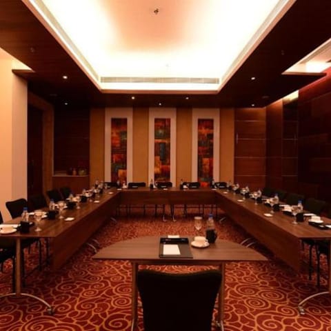 Meeting/conference room