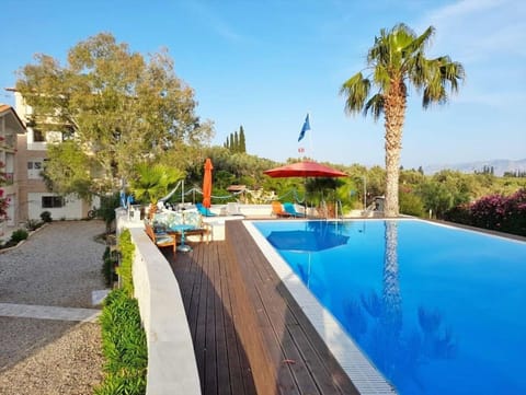 Ferienhaus in Ermioni mit Grill, gemeinschaftlichem Pool und Terrasse House in Argolis, Greece