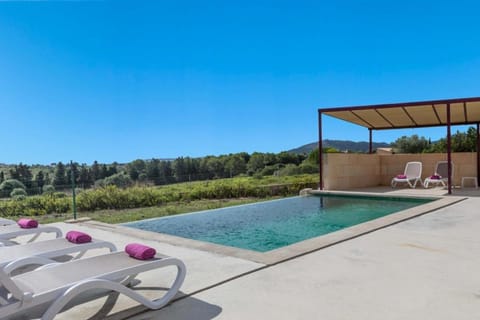 Ferienhaus mit Privatpool für 8 Personen ca 300 qm in Costa dels Pins, Mallorca Südostküste von Mallorca House in Llevant