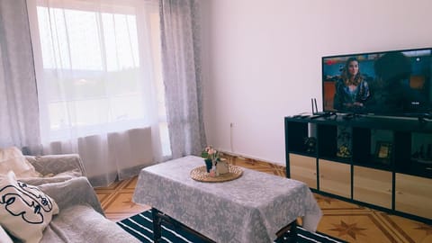 Communal lounge/ TV room, Living room