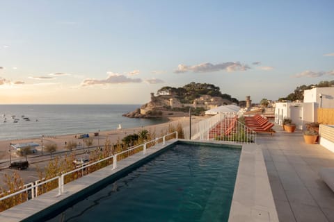 Beach, Sea view, Swimming pool