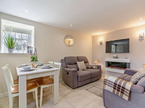 2 Bed in Durham 94758 House in Lanchester