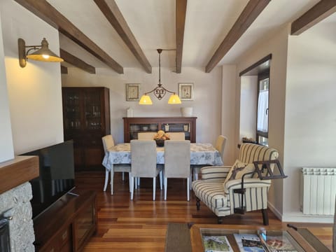 Apartament lluminós amb vistes by RURAL D'ÀNEU Apartment in Esterri d'Àneu