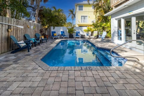 Patio, Pool view, Swimming pool, sunbed