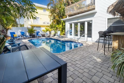 Patio, Pool view, Swimming pool, sunbed