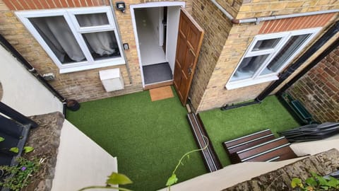 Patio, Balcony/Terrace